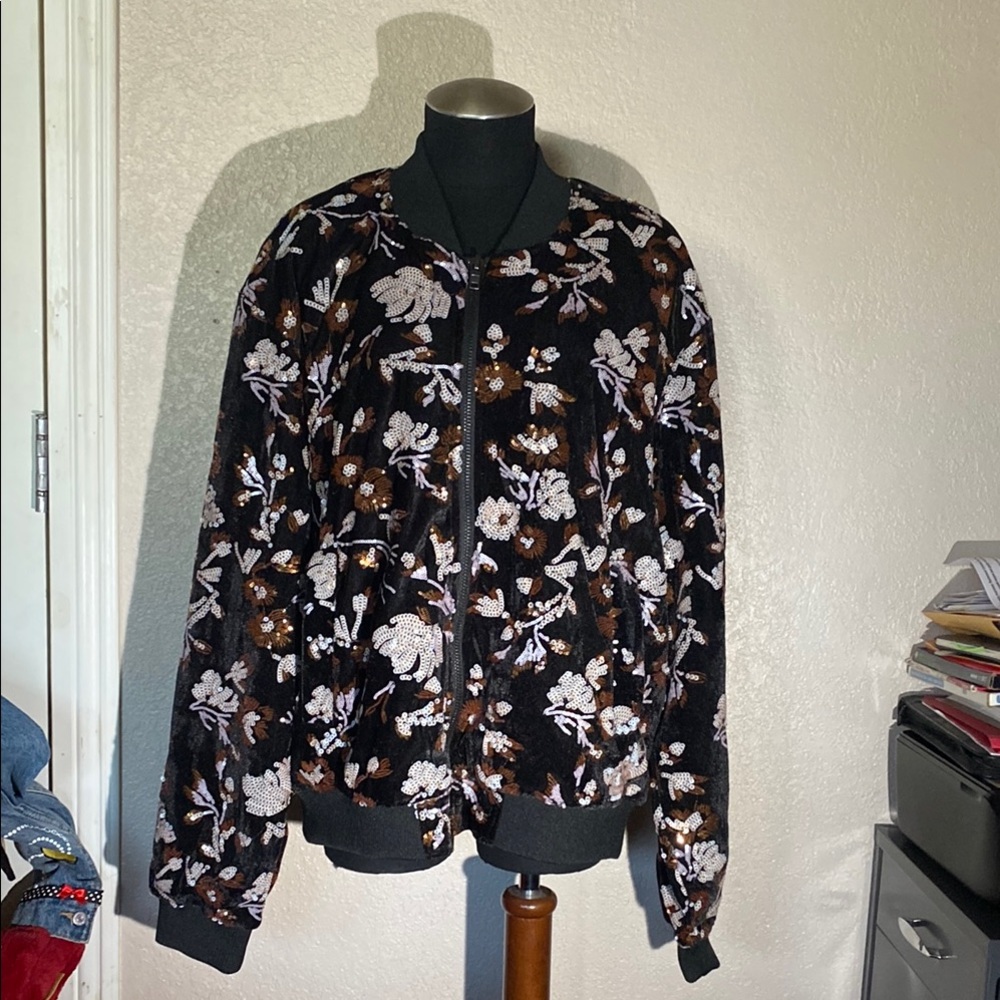 Forever 21 Men’s Varsity Bomber Jacket